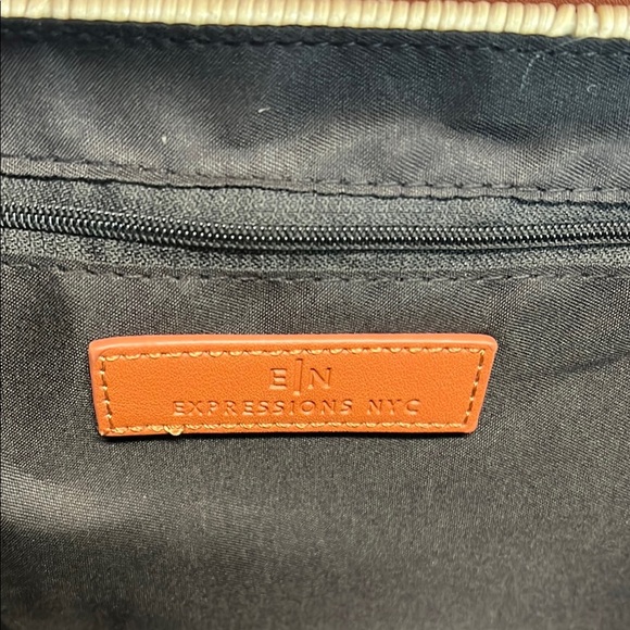 🔥LAST ONE🔥 E|N Expressions | Vegan Wicker Handbag w/Crossbody✨ - Picture 11 of 13